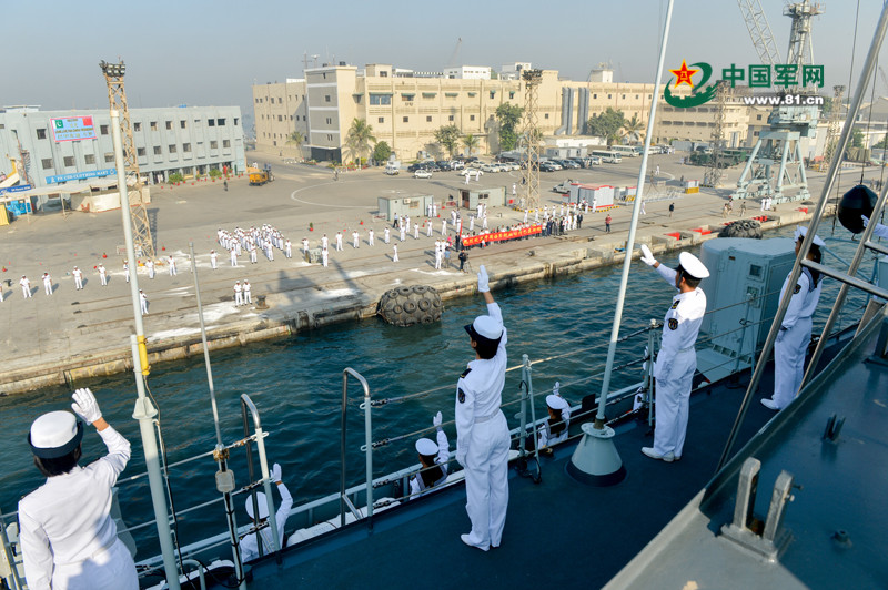 我海军邯郸舰抵达卡拉奇参加中巴双边军演