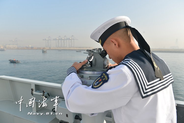 邯郸舰抵达卡拉奇参加中巴海军联演