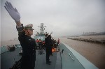 海军湘潭舰起航参加东盟防长扩大会实兵演习