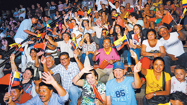 中厄海军在瓜亚基尔市区举行文化联谊活动侧记