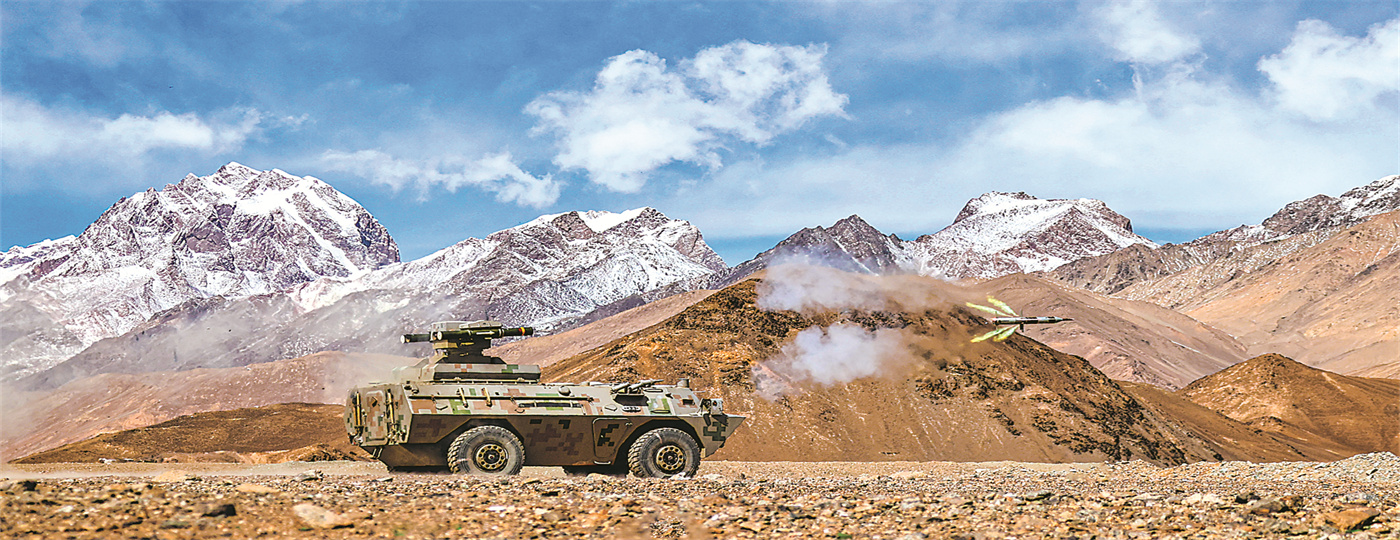 陆军某部组织实弹射击考核