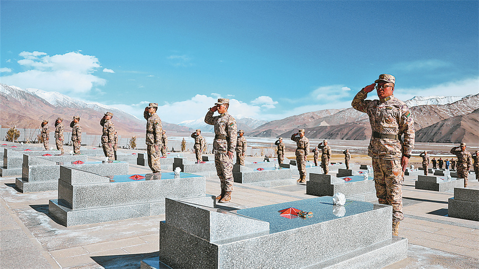 清明节来临之际，各部队以多种形式祭奠缅怀英烈