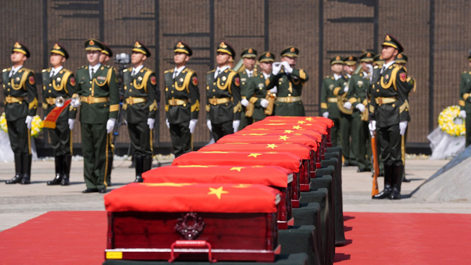第十三批在韩中国人民志愿军烈士遗骸在沈阳安葬