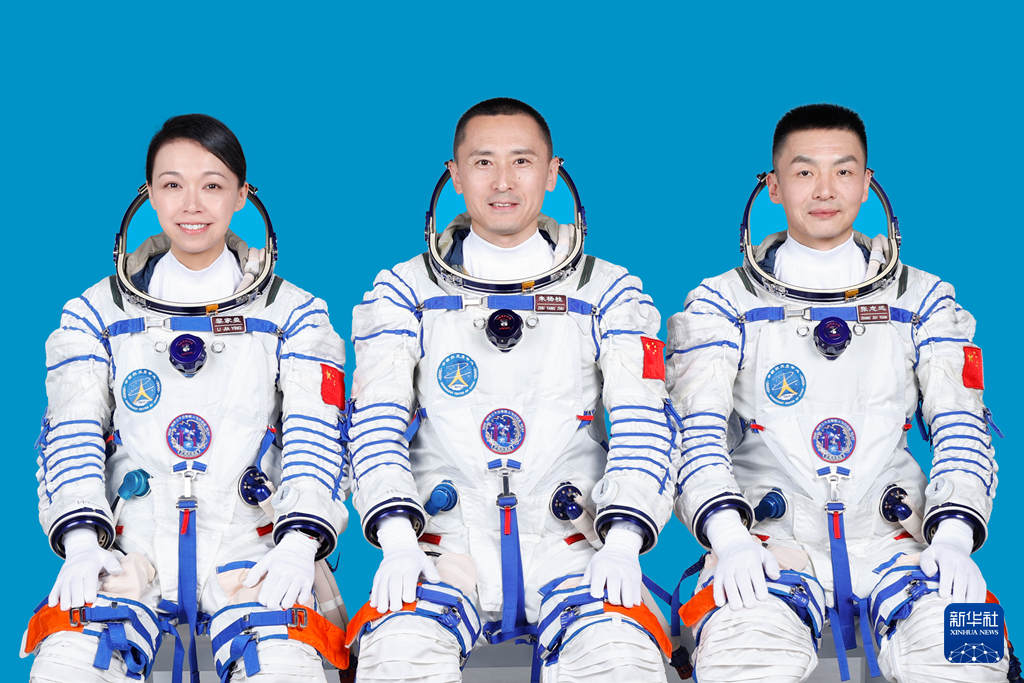 神舟二十三号航天员乘组确定- 中华人民共和国国防部