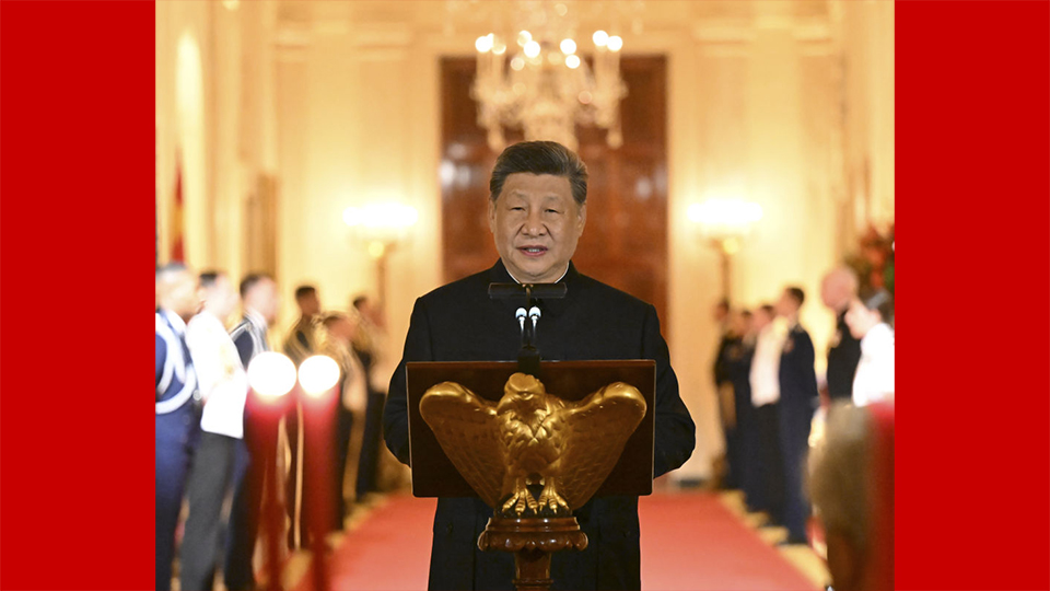 习近平和彭丽媛出席特朗普总统夫妇举行的欢迎宴会