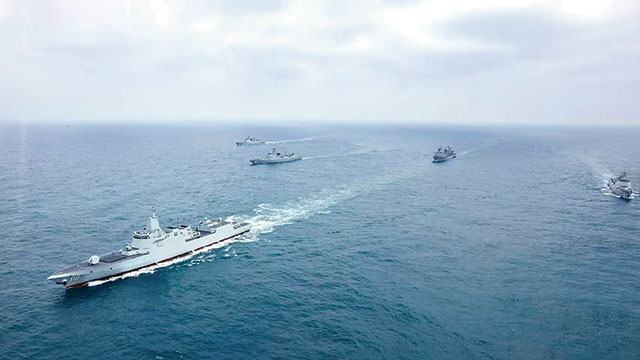 海军东莞舰、安庆舰入列后首次编队训练见闻