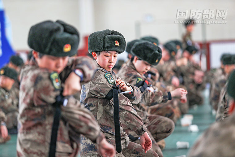 训练,通过理论授课,综合演练,系统考核等方式,提升官兵战场救护能力