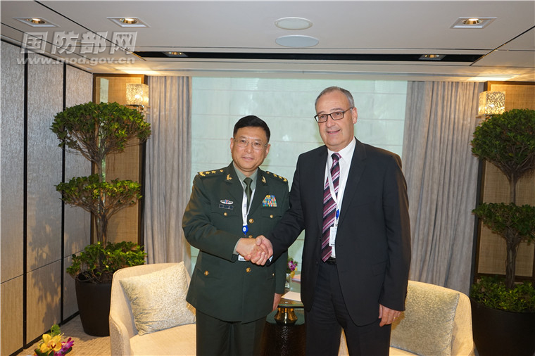 中国人民解放军代表团出席第17届香格里拉对