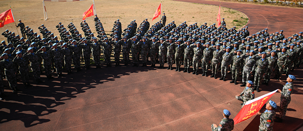 2017年9月，中国军队8000人规模维和待命部队完成在联合国注册